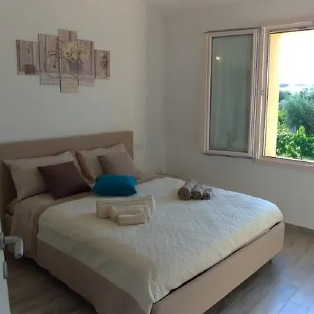 Hibiscus Bed & Breakfast *