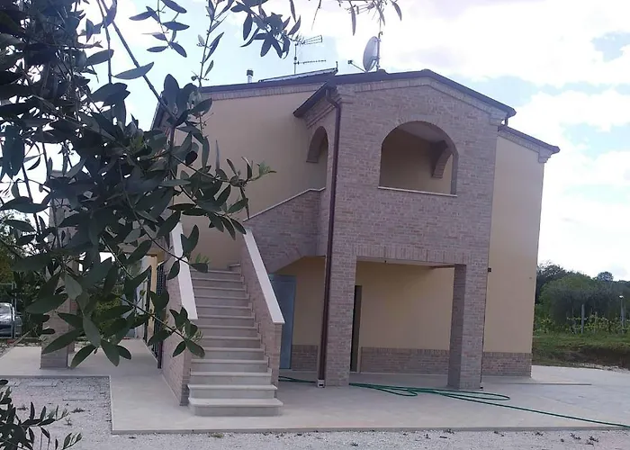 Hibiscus Bed and Breakfast 3*